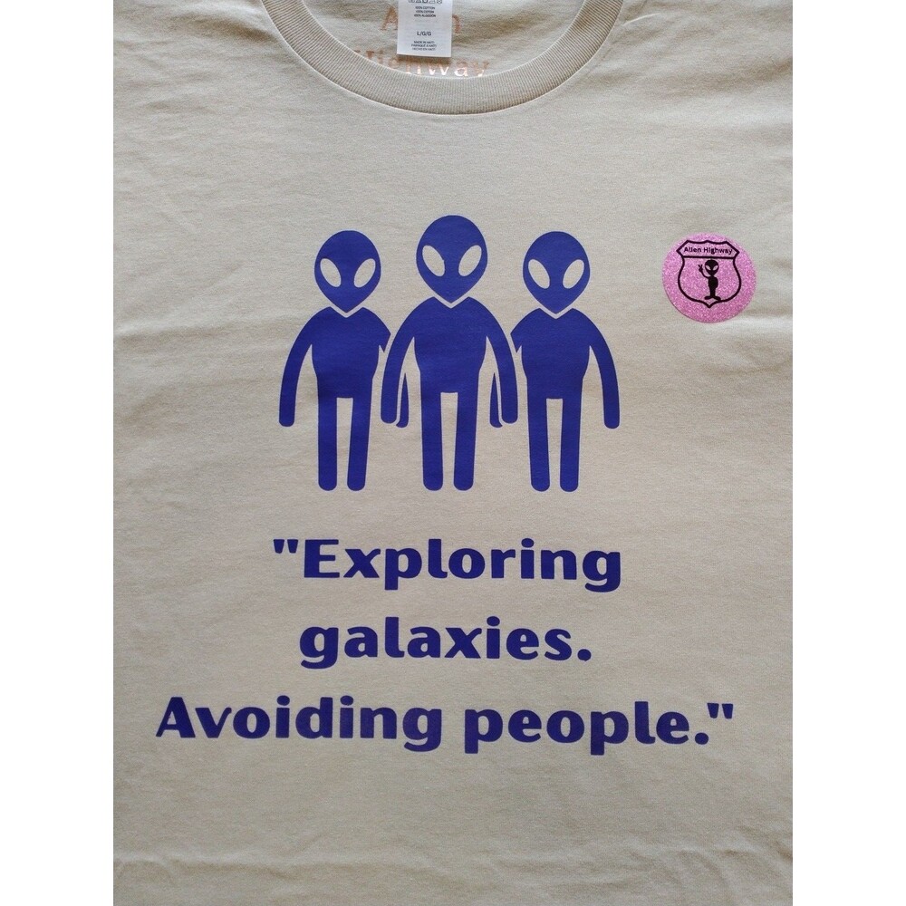 Alien Highway T Shirt Men's L Beige Exploring Galaxies Crew Neck Street Wear